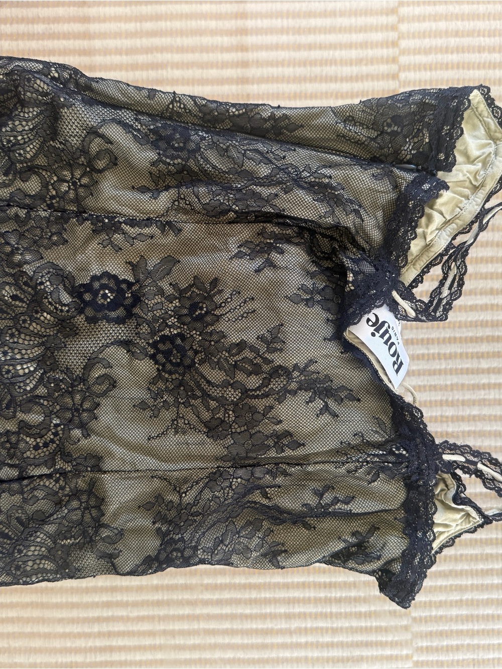 Rouje Black Lace Camisole with Cream Tie - Picture 3 of 4